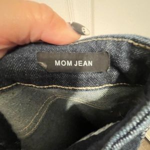 Judy Blue Dark Wash Mom jeans